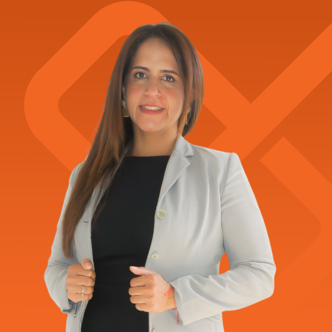 Yecsibel P - Sales Headhunter at Virtrify